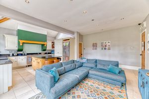 Kitchen/Dining/Family Room- click for photo gallery